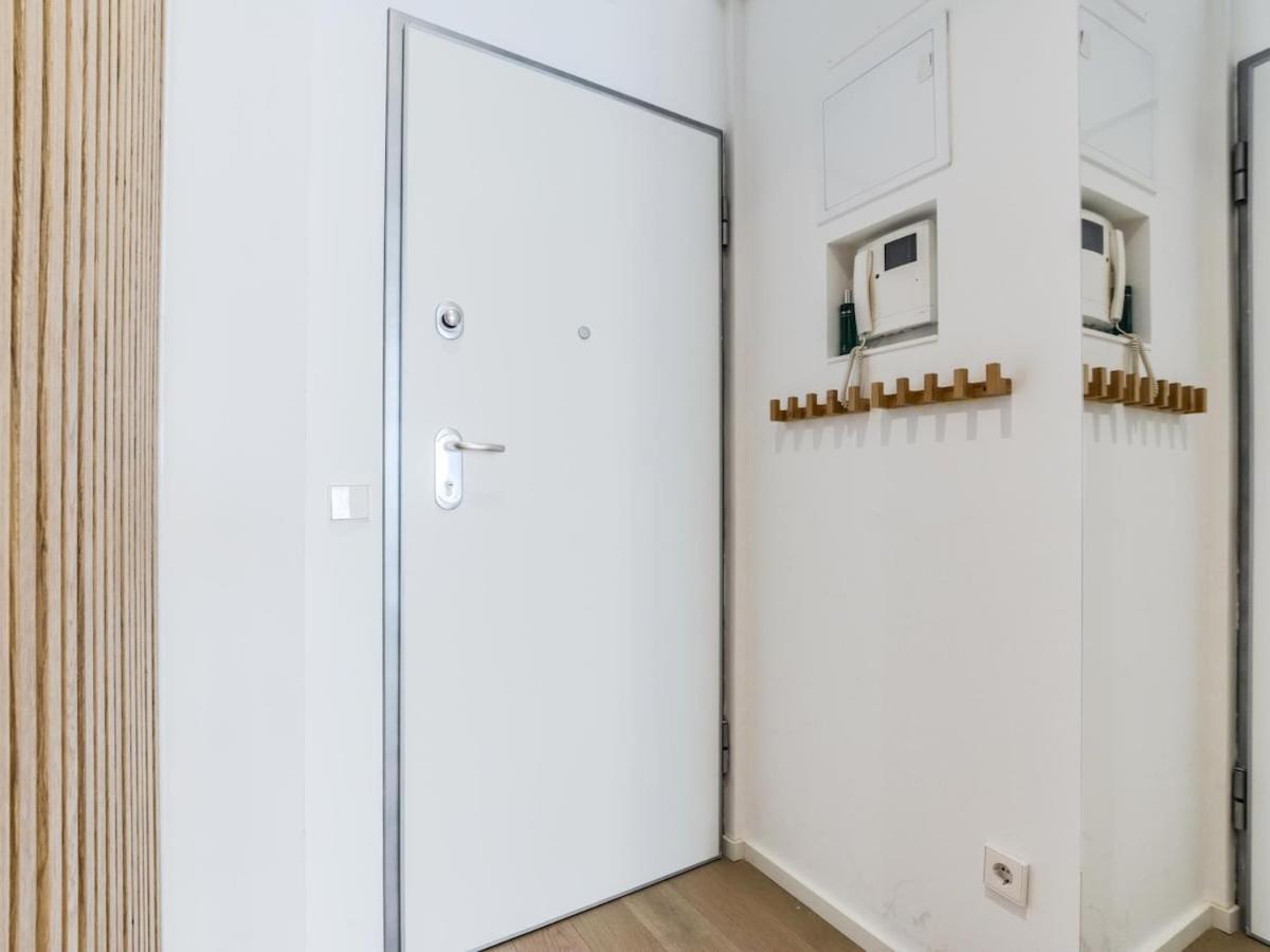 Apartamento Reformado En La Calle Pez Alquiler Temporal Madrid Kültér fotó